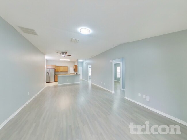 Foto del edificio - 364 Winthrop Dr