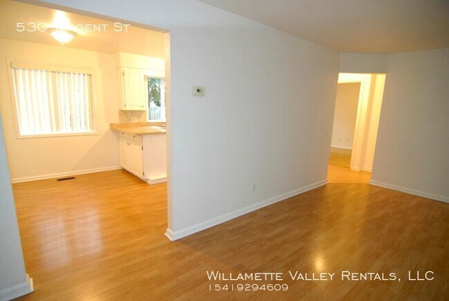 Foto del edificio - 3 bdrm/1 bath home near downtown Lebanon