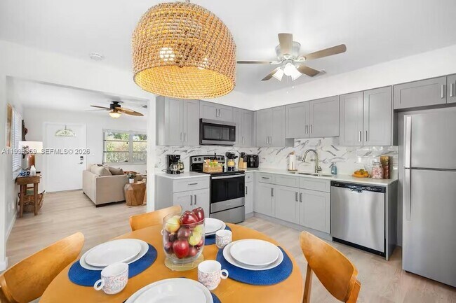 Foto del edificio - 108 SE 4th Terrace