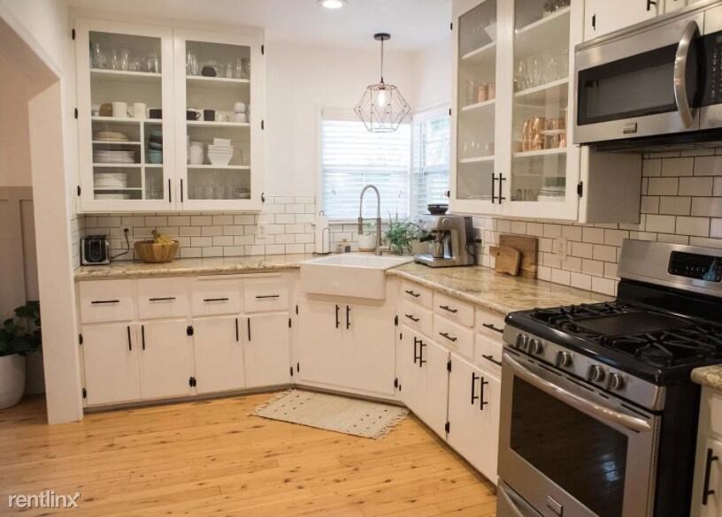 Foto principal - 3 br, 2 bath House - 1981 Maine Ave