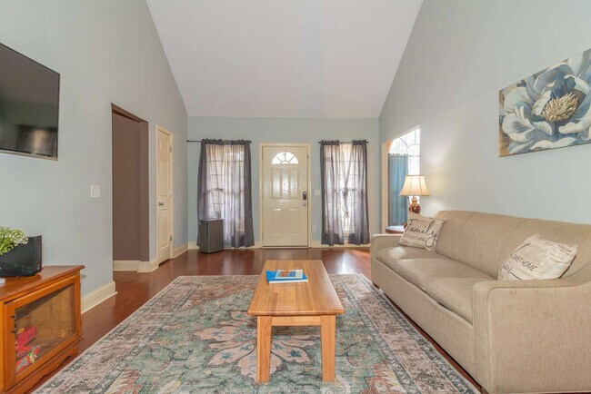 Building Photo - 4235 King Arthur Pl