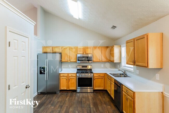 Foto del edificio - 1175 Grace Dr