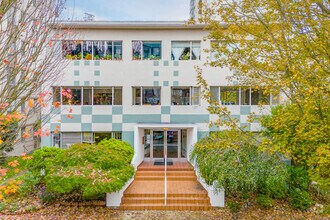 Building Photo - Corona Apartments