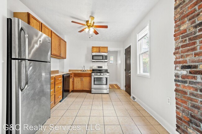Building Photo - 2 br, 1.5 bath House - 161 S. 17th Street