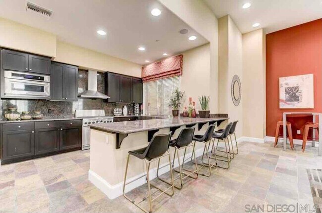 Foto del edificio - 10848 Scripps Ranch Blvd