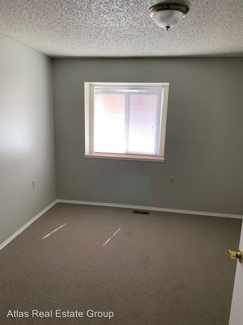 Foto del edificio - 506 Comanche Village Dr