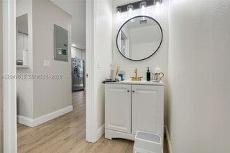 Building Photo - 6819 Sienna Club Dr