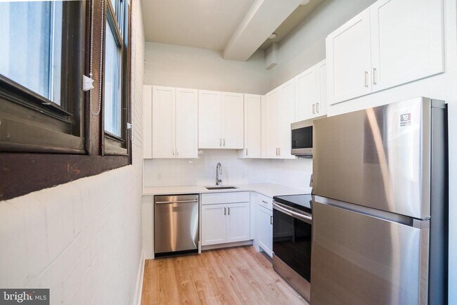 Foto del edificio - 1300 S 19th St