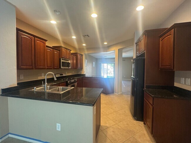 Foto del edificio - 1 story, 3br, 3bth, 2cg, Aliante Community,