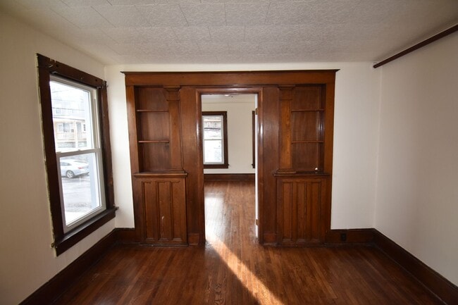 Building Photo - 22 S Highland St