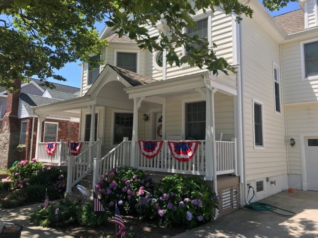Building Photo - 89 Mineola Ave