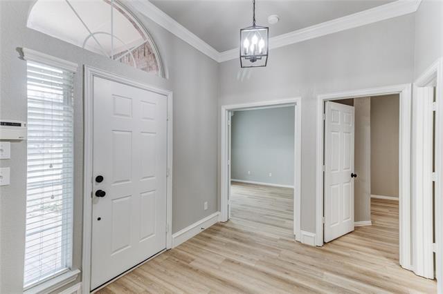 Building Photo - 9224 Cedardale Dr