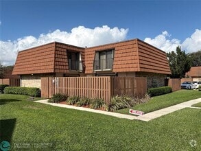 Building Photo - 4087 Forest Hill Dr