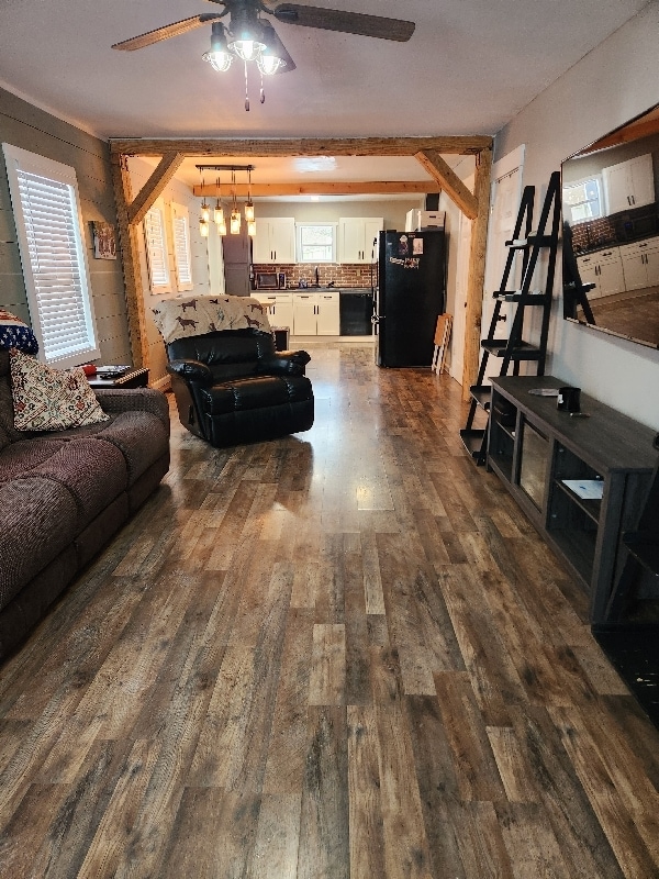 Building Photo - 102 Highlawn Ave