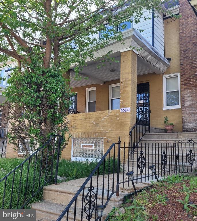 Primary Photo - 6614 N Smedley St