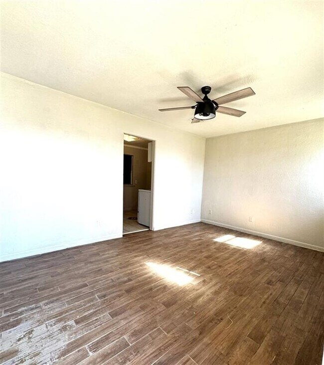 Foto del edificio - 17 NW 25th St