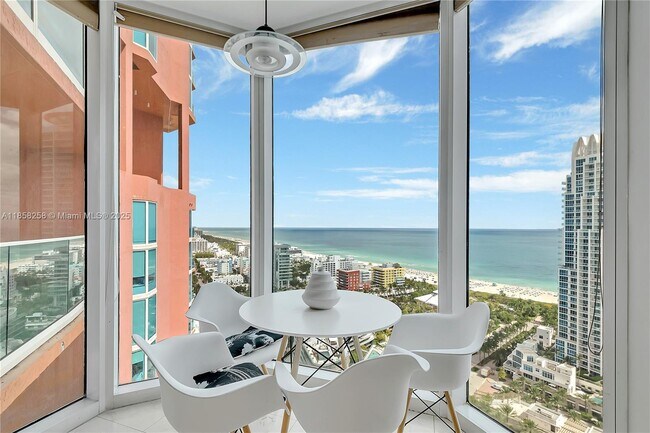 Foto del edificio - 300 South Pointe Dr