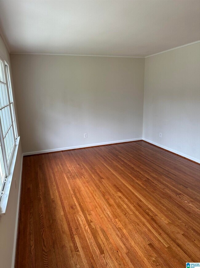 Foto del edificio - 1073 Sherbrooke Cir