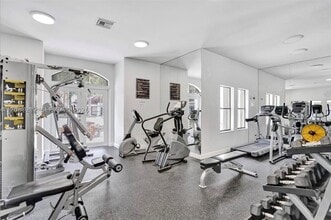 Building Photo - 510 S Park Rd