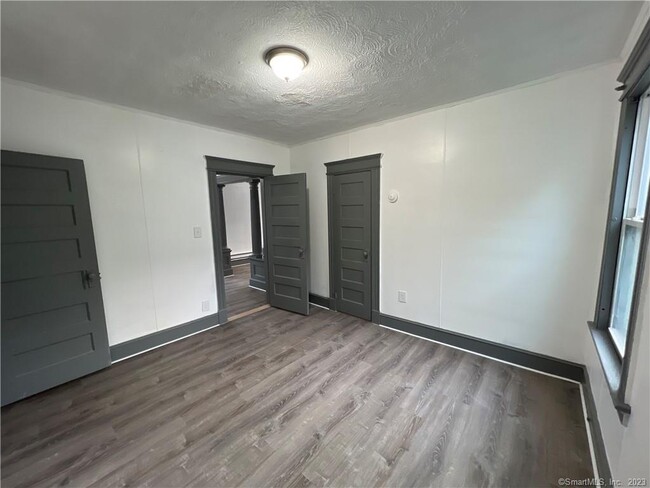 Building Photo - 38 Beacon St