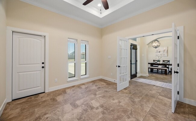 Building Photo - Spacious Luxury Home in London ISD – 5 Bed...