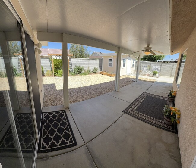 Foto del edificio - Gorgeous, Newly Redone 3 bed 2 Bath Home in The Most Sought-After Adult Community in Hemet!