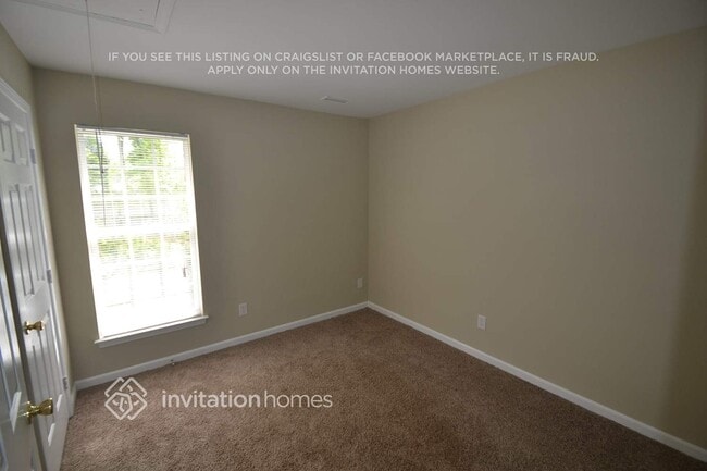 Foto del edificio - 1228 Brook Farm Ln