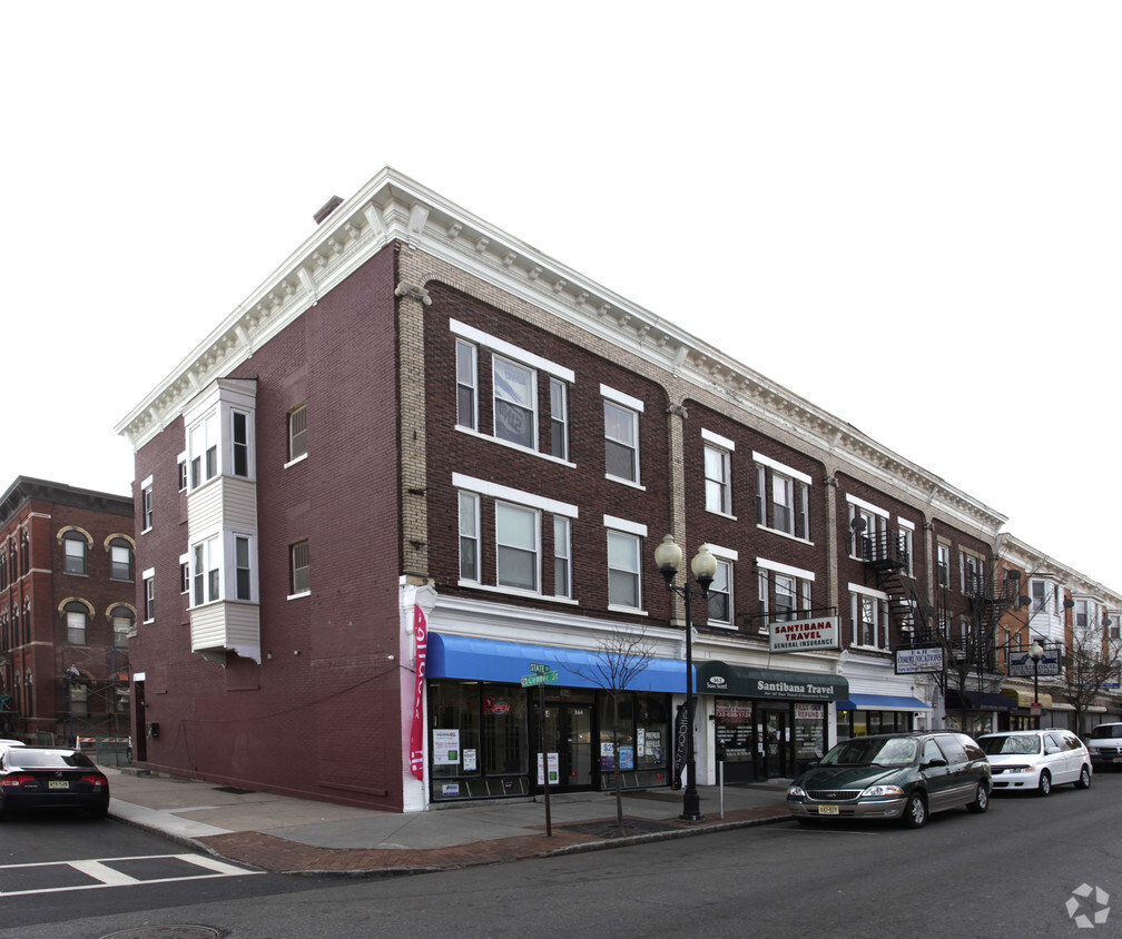Primary Photo - 362 State St