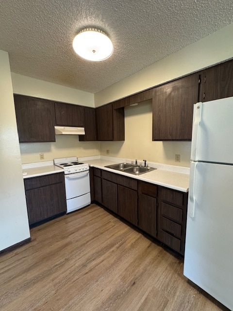 Kitchen - Eldorado Springs