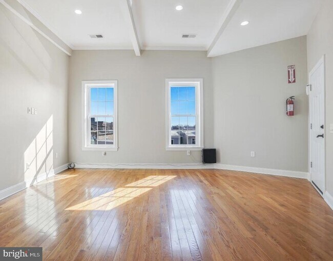 Foto del edificio - 1231 Florida Ave NE