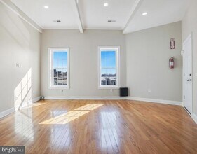 Building Photo - 1231 Florida Ave NE