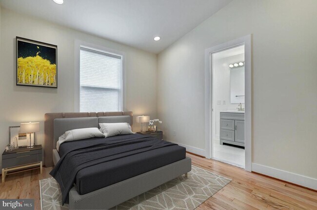 Foto del edificio - 2809 26th St NE