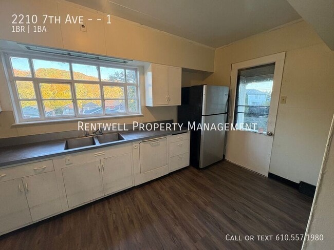 Foto del edificio - 2210 7th Ave