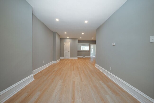 Foto del edificio - 732 Buck Ln