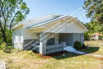 Building Photo - 114 Avenue Z