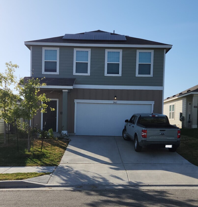 Foto principal - 19417 Caymus Dr
