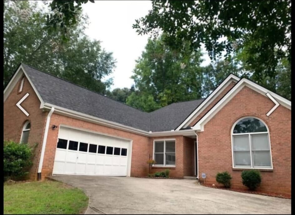 Foto principal - 3530 Pierce Arrow Cir