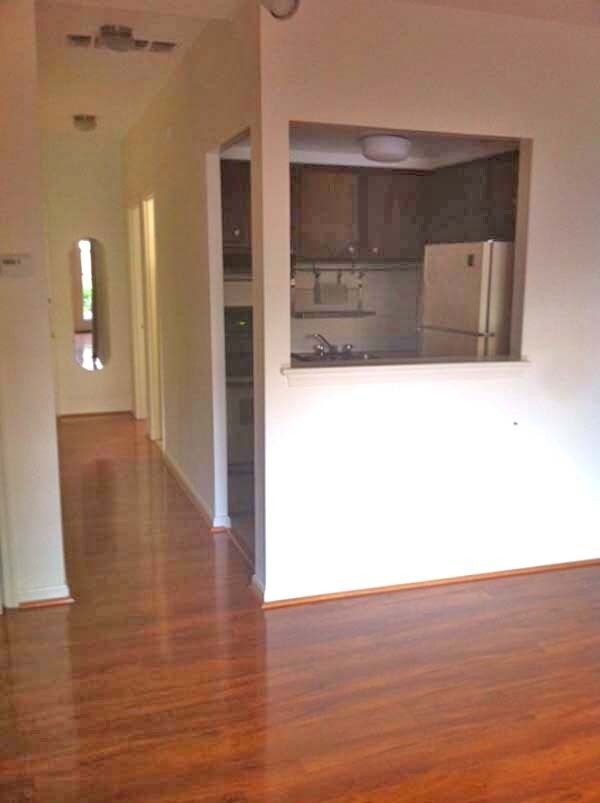 Foto del edificio - 327 6th St SE