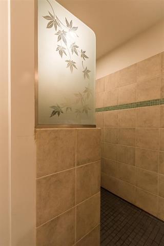 Foto del edificio - ***AUGUST 2027*** Fresh Remodeled 5 Bed 2 ...