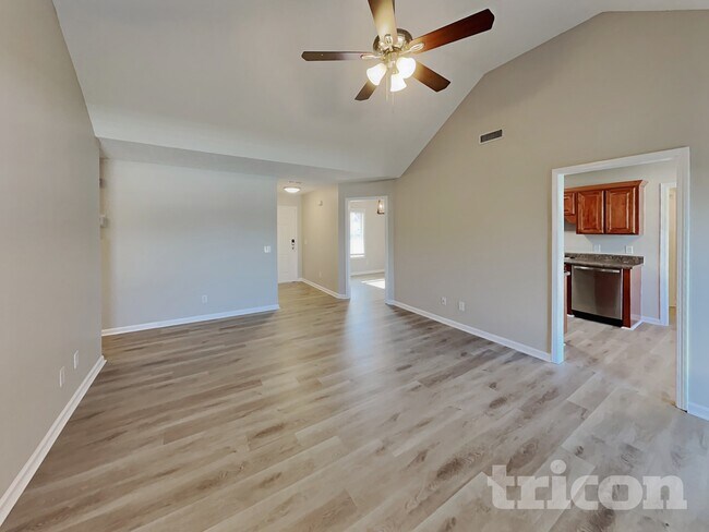 Foto del edificio - 7029 Bridgewater Dr