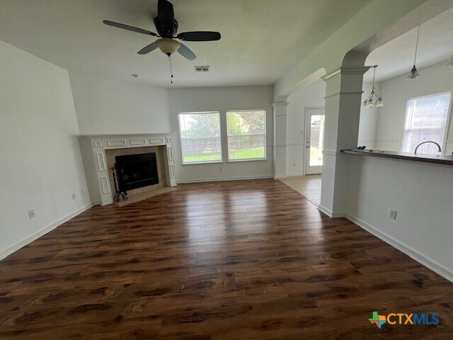 Building Photo - 215 Tribal Trail