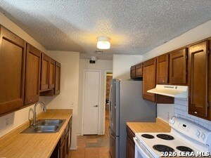 Foto del edificio - 9130 Kings Harbor