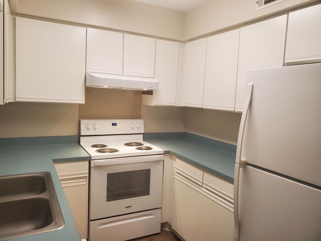 Foto del edificio - Lovely 2BD/1.5BA, Southside Savannah townh...