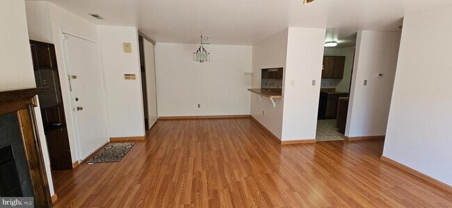 Foto del edificio - 2408 Adams Ct