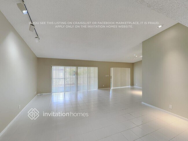 Foto del edificio - 4803 Bayberry Ln