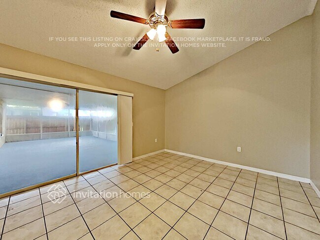 Building Photo - 646 Lakemont Dr