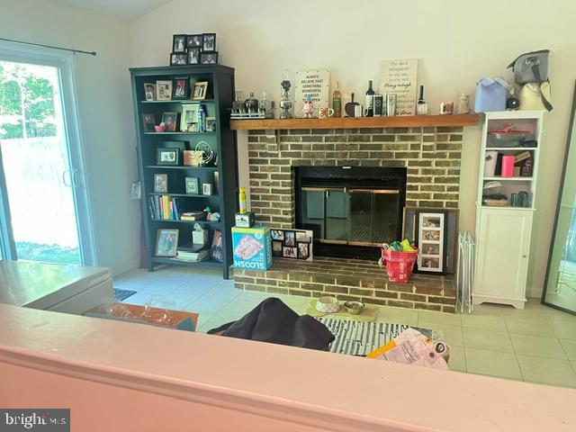 Foto del edificio - 70 Peregrine Dr