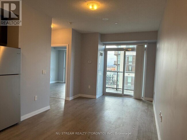 Photo du bâtiment - 9560 Markham Rd