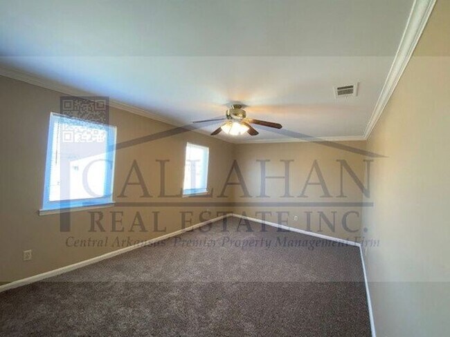 Foto del edificio - Shackleford Rd Townhome