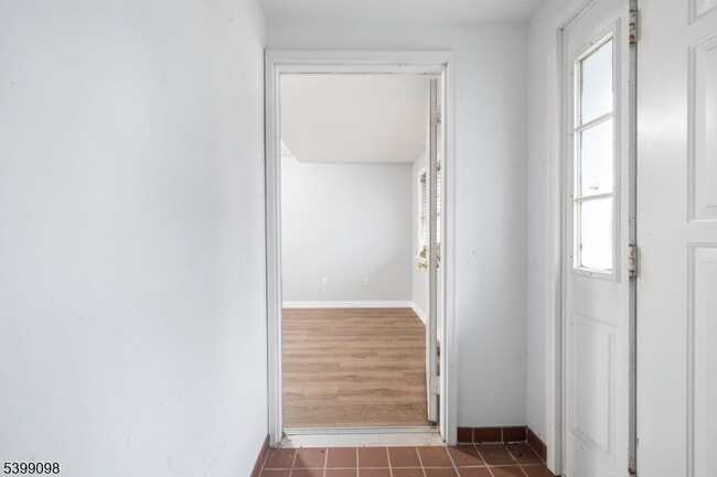 Foto del edificio - 21 Personette St